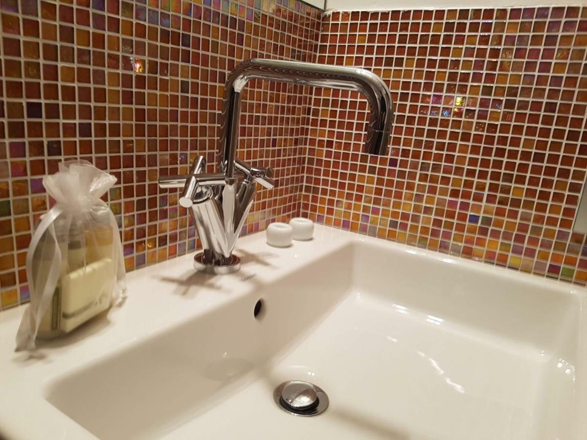 Le Bb Apartment Bari Bagian luar foto