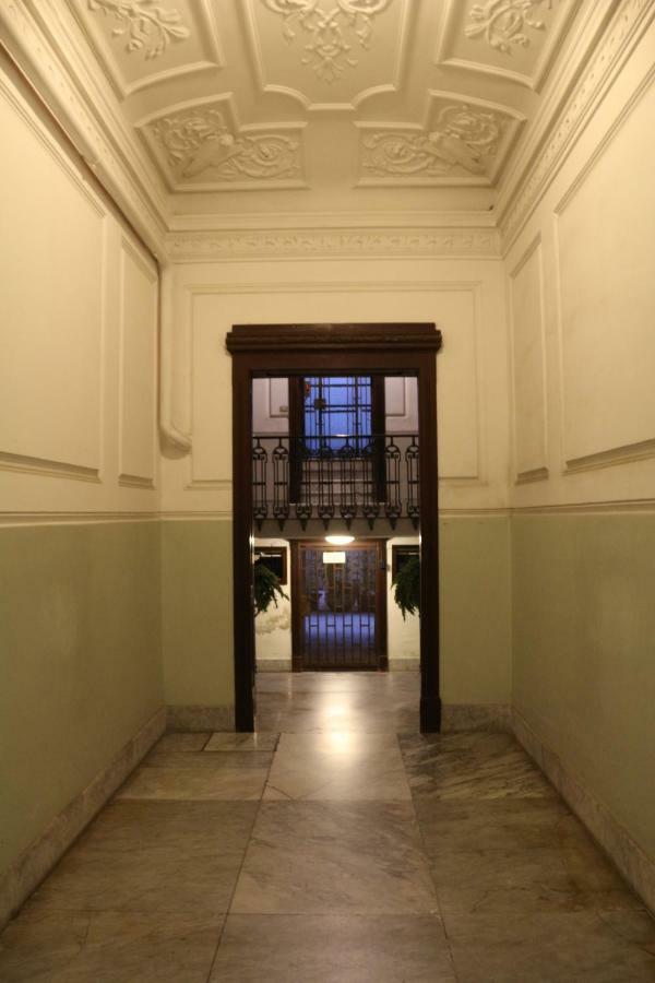 Le Bb Apartment Bari Bagian luar foto